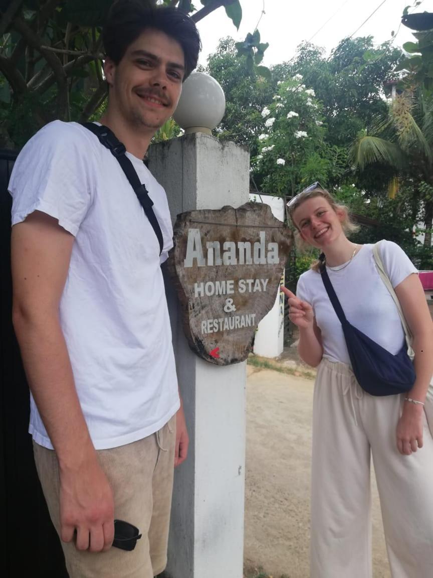 Ananda Home Stay And Restaurant แทนกาลเล ภายนอก รูปภาพ
